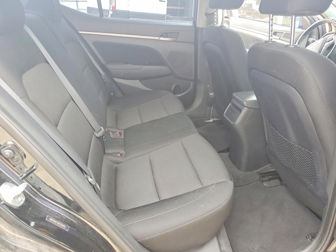Hyundai ELANTRA Value Edition
