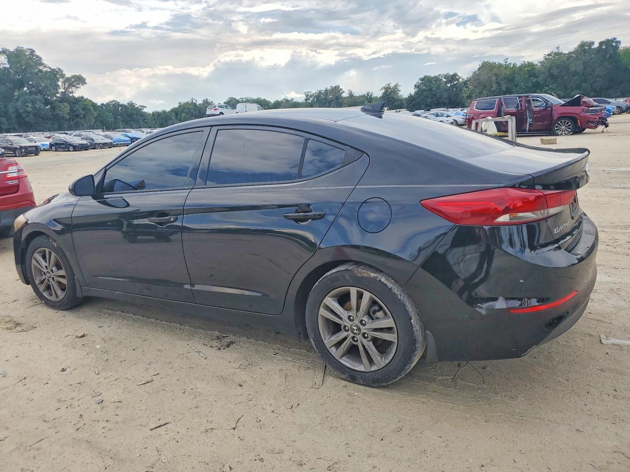 Hyundai ELANTRA Value Edition