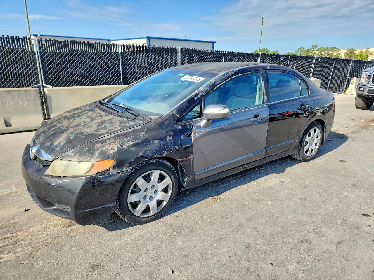 Salvage Honda Civic Image