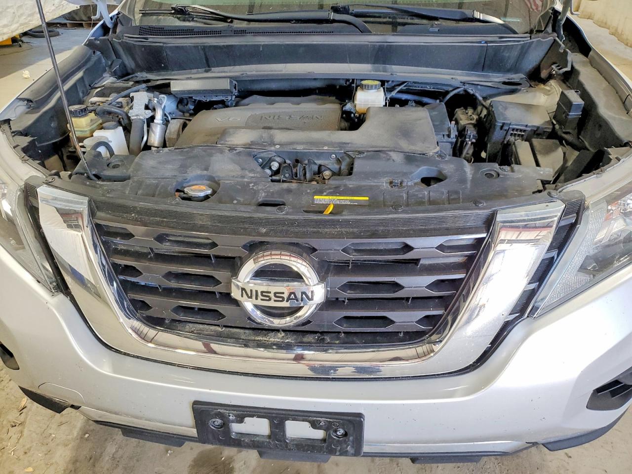 Nissan Pathfinder S