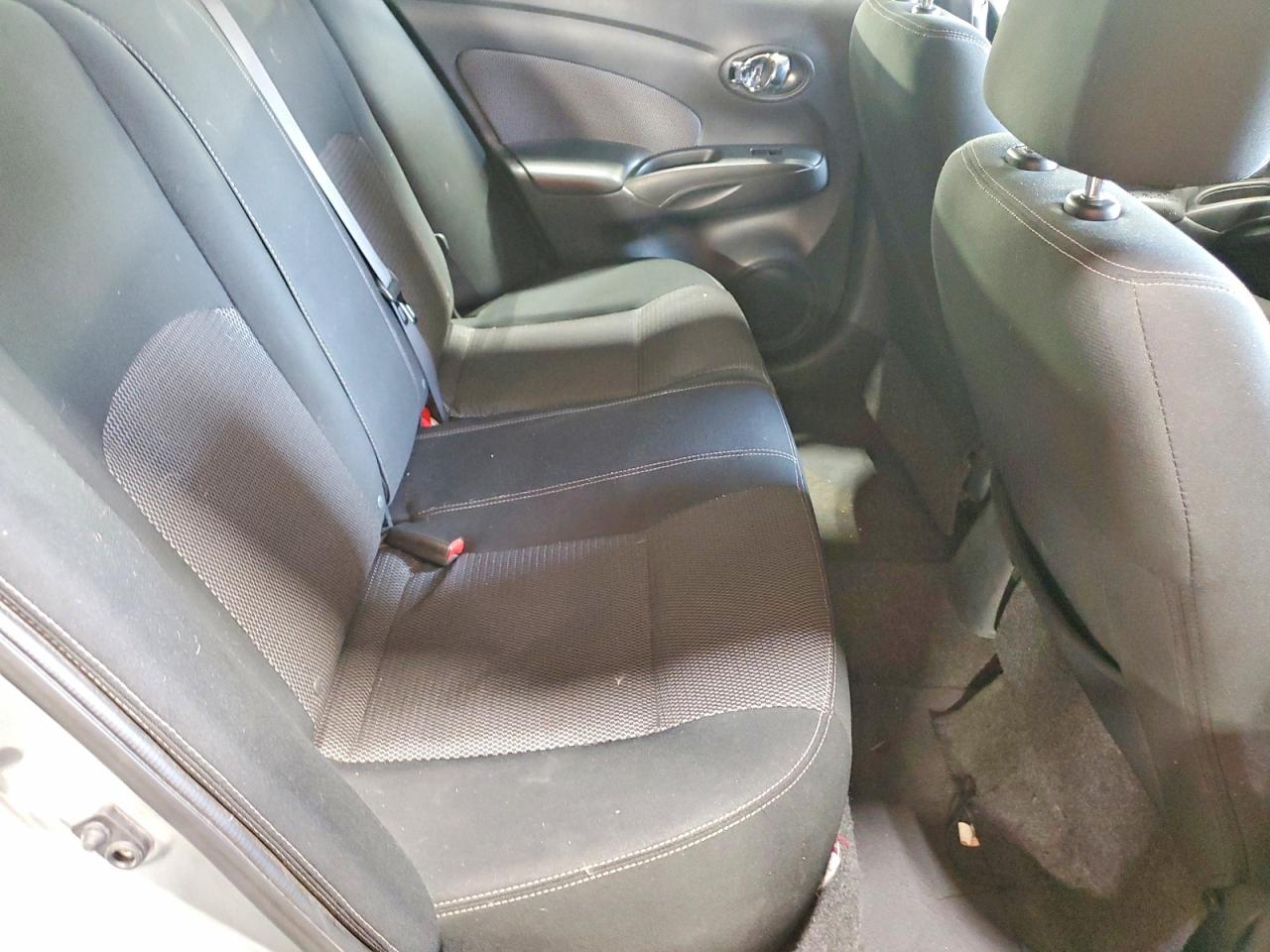 Nissan Versa 1.6 Sv