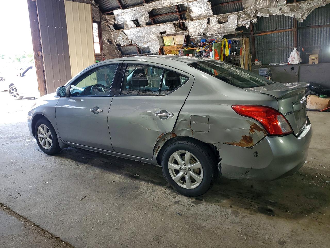 Nissan Versa 1.6 Sv