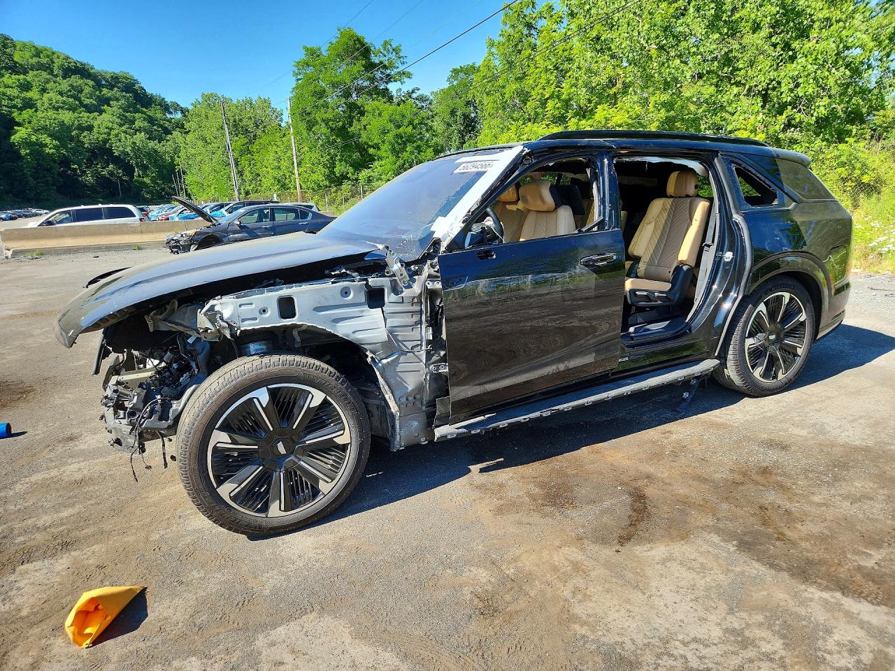 Salvage Cadillac Escalade Image