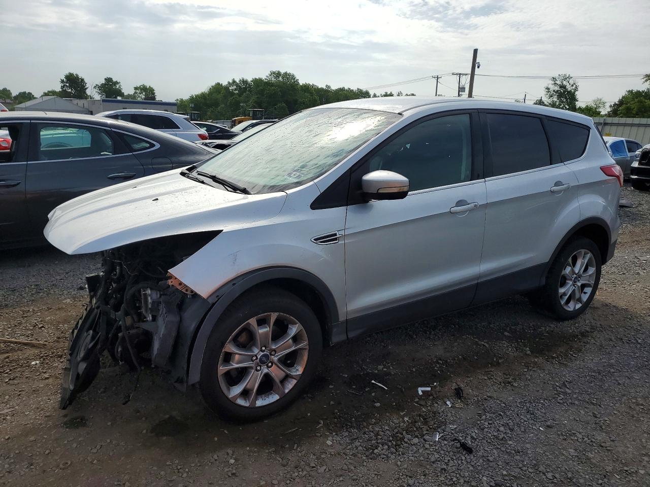 Salvage Ford Escape Image