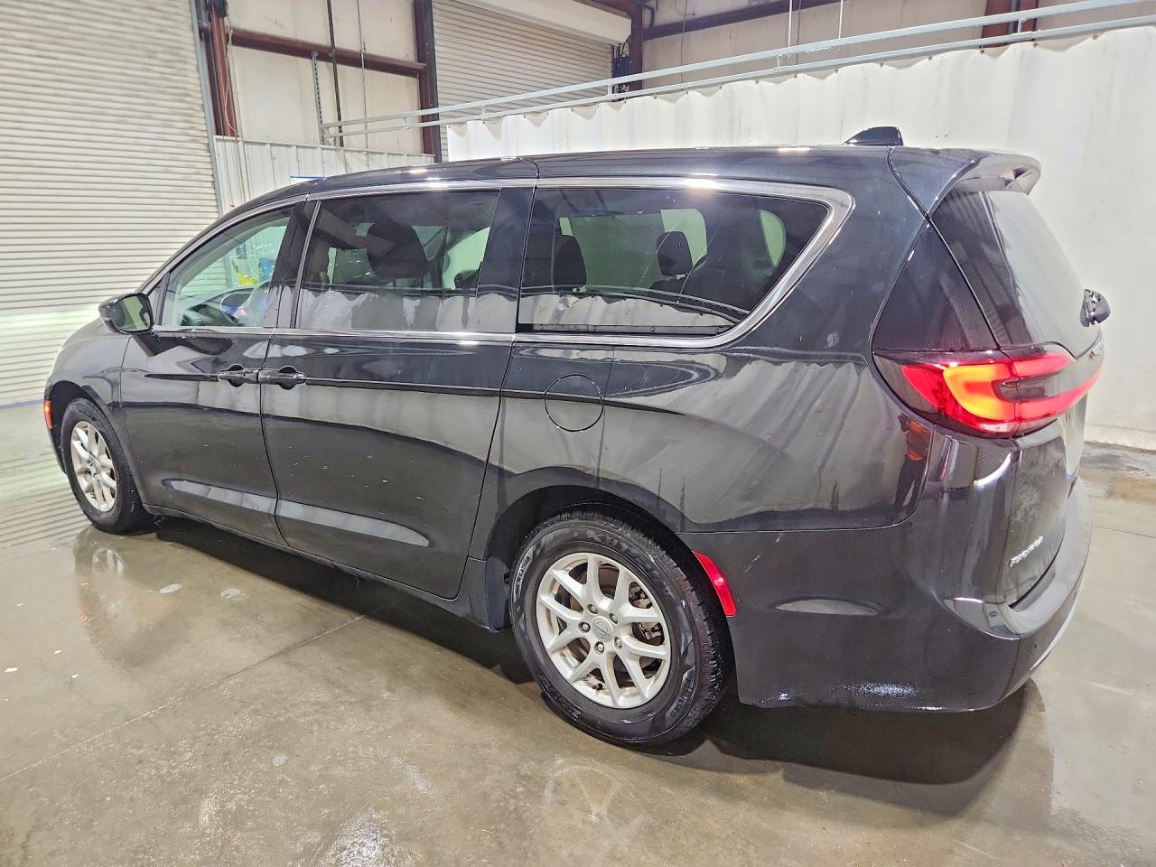 Chrysler Pacifica Touring L