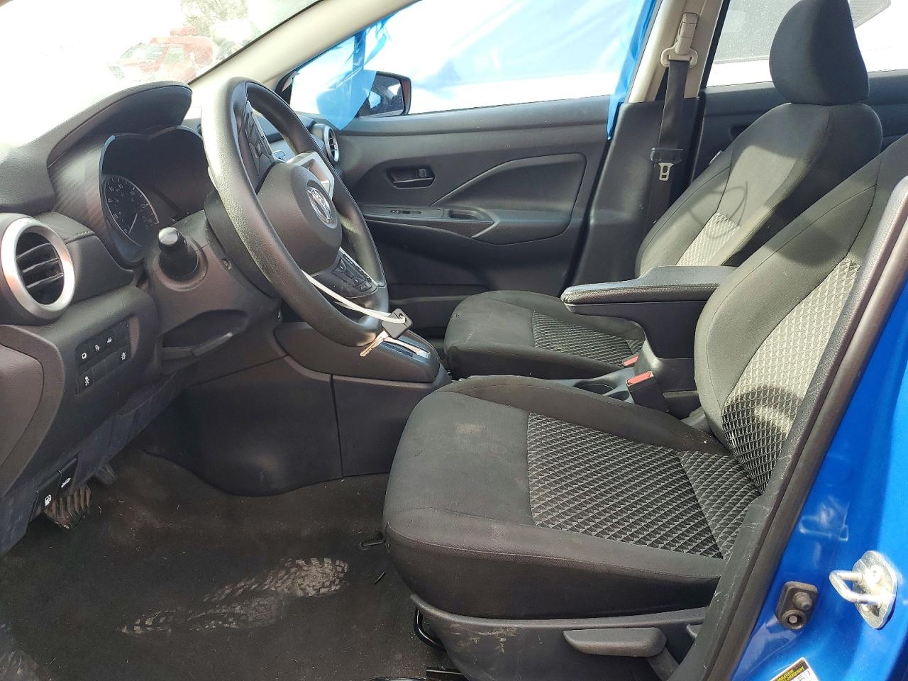 Nissan Versa S