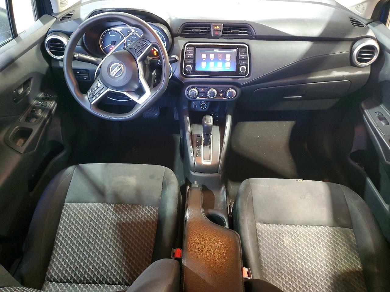 Nissan Versa S