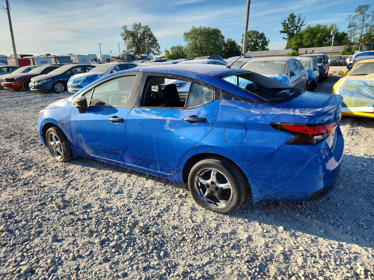 Nissan Versa S