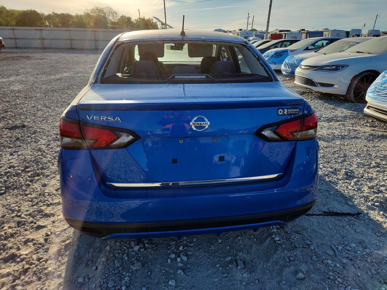 Nissan Versa S
