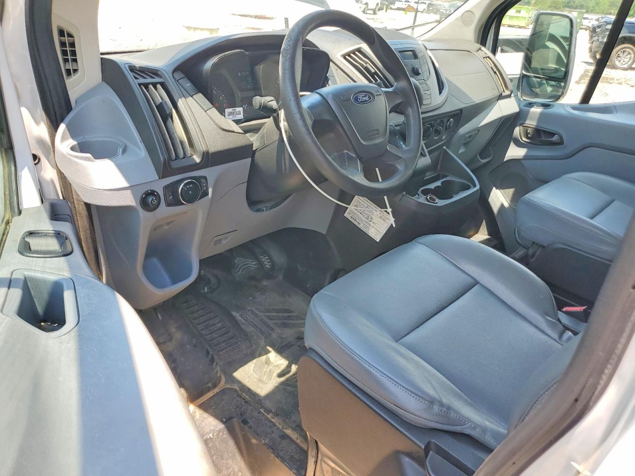 Ford Transit T-150