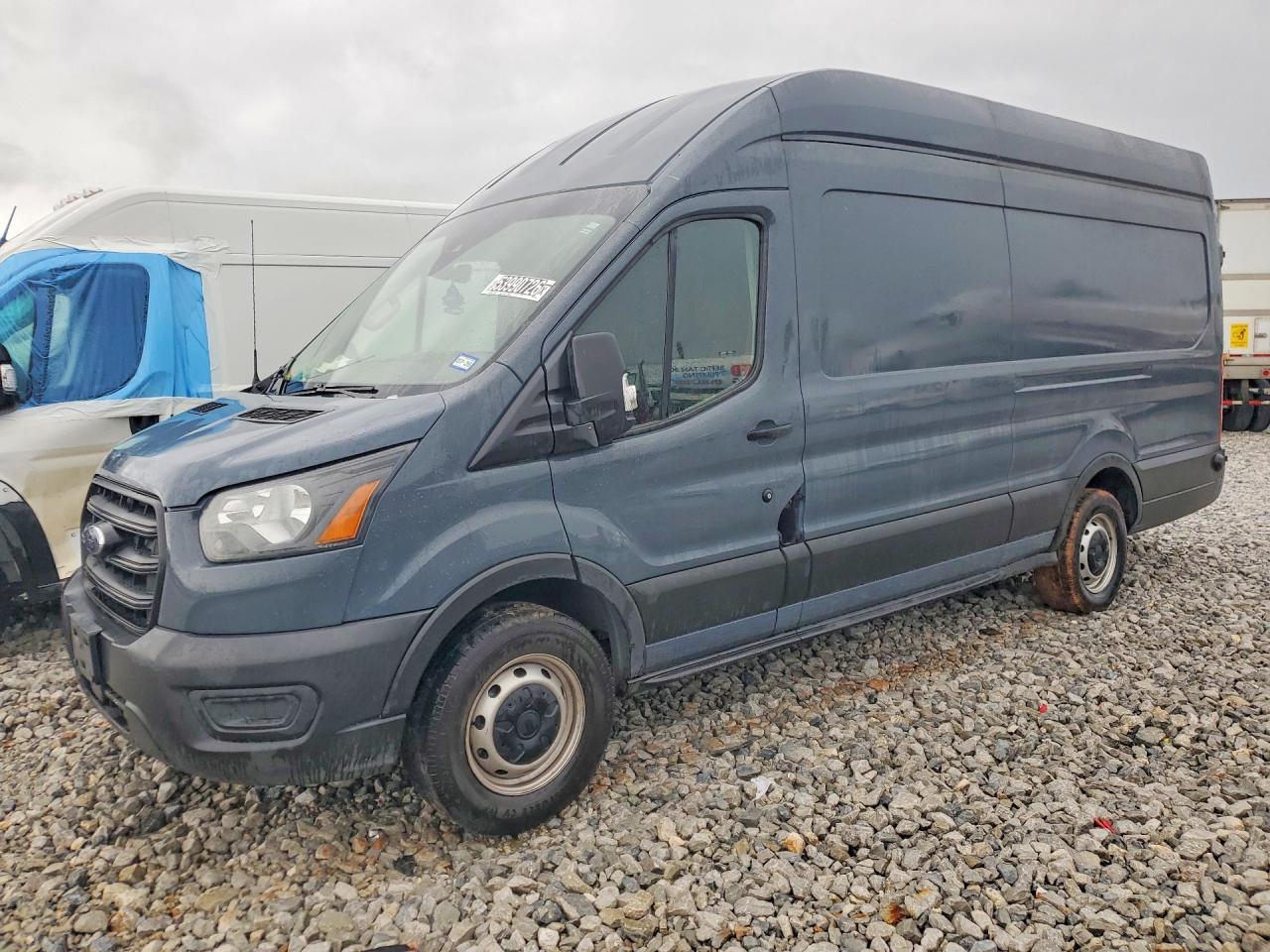 Salvage Ford Transit Image