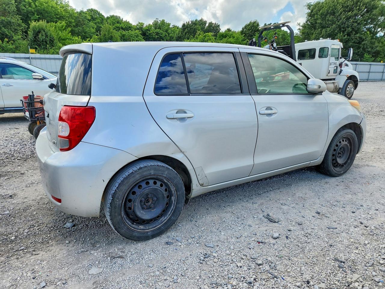 Scion xD Base