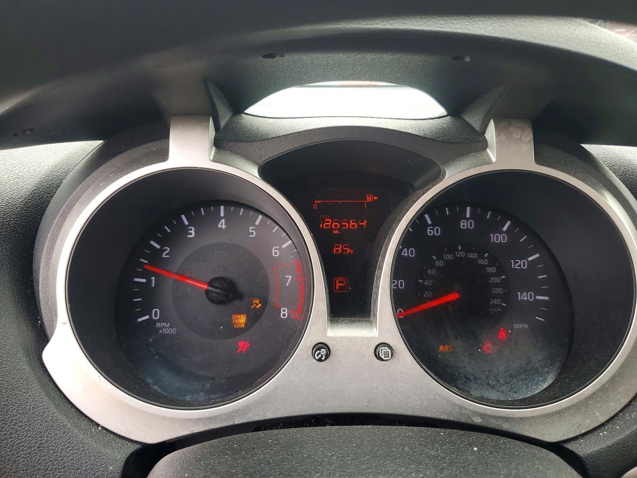 Nissan JUKE S