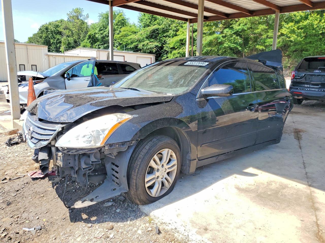 Salvage Nissan Altima Image