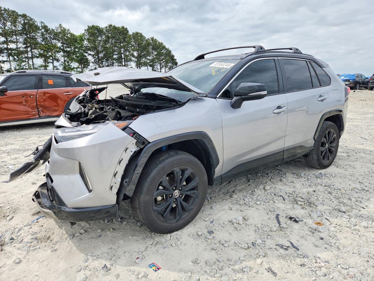 Salvage Toyota RAV4 Image