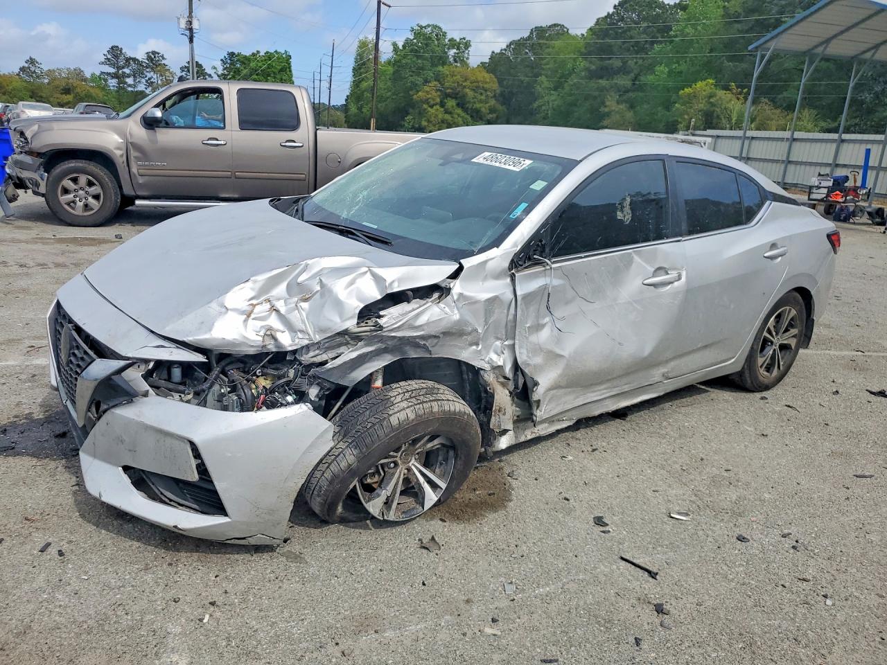 Salvage Nissan Sentra Image