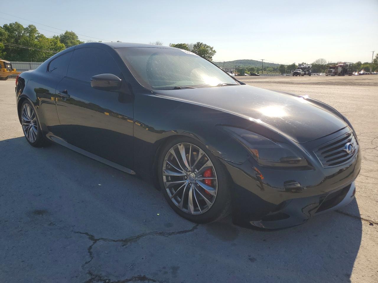 INFINITI Q60