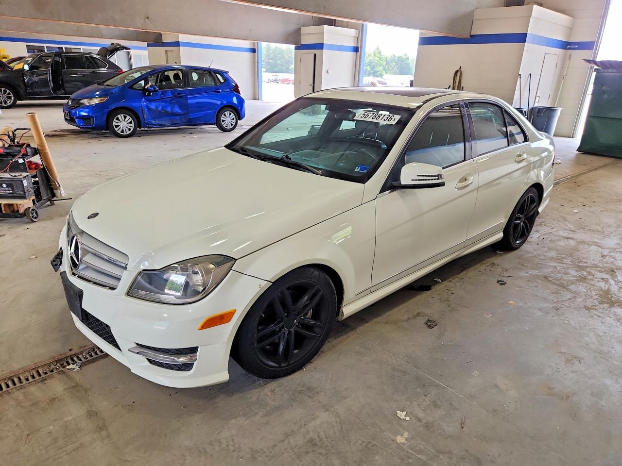Salvage Mercedes-Benz C-Class Image