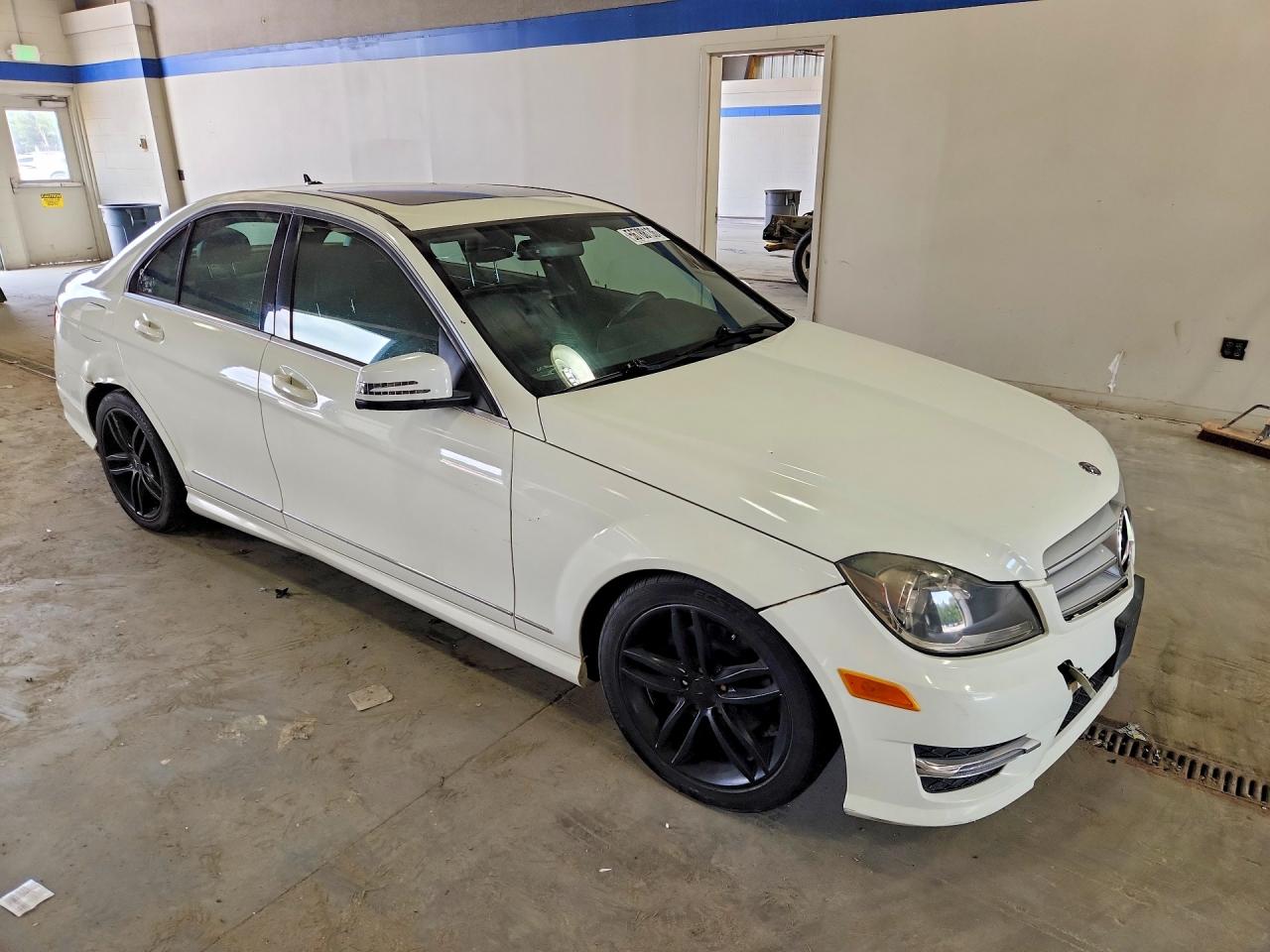 Mercedes-Benz C-Class 300 4matic
