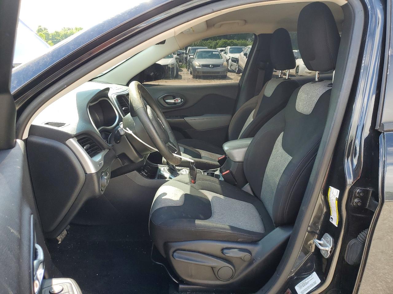 Jeep Cherokee Sport