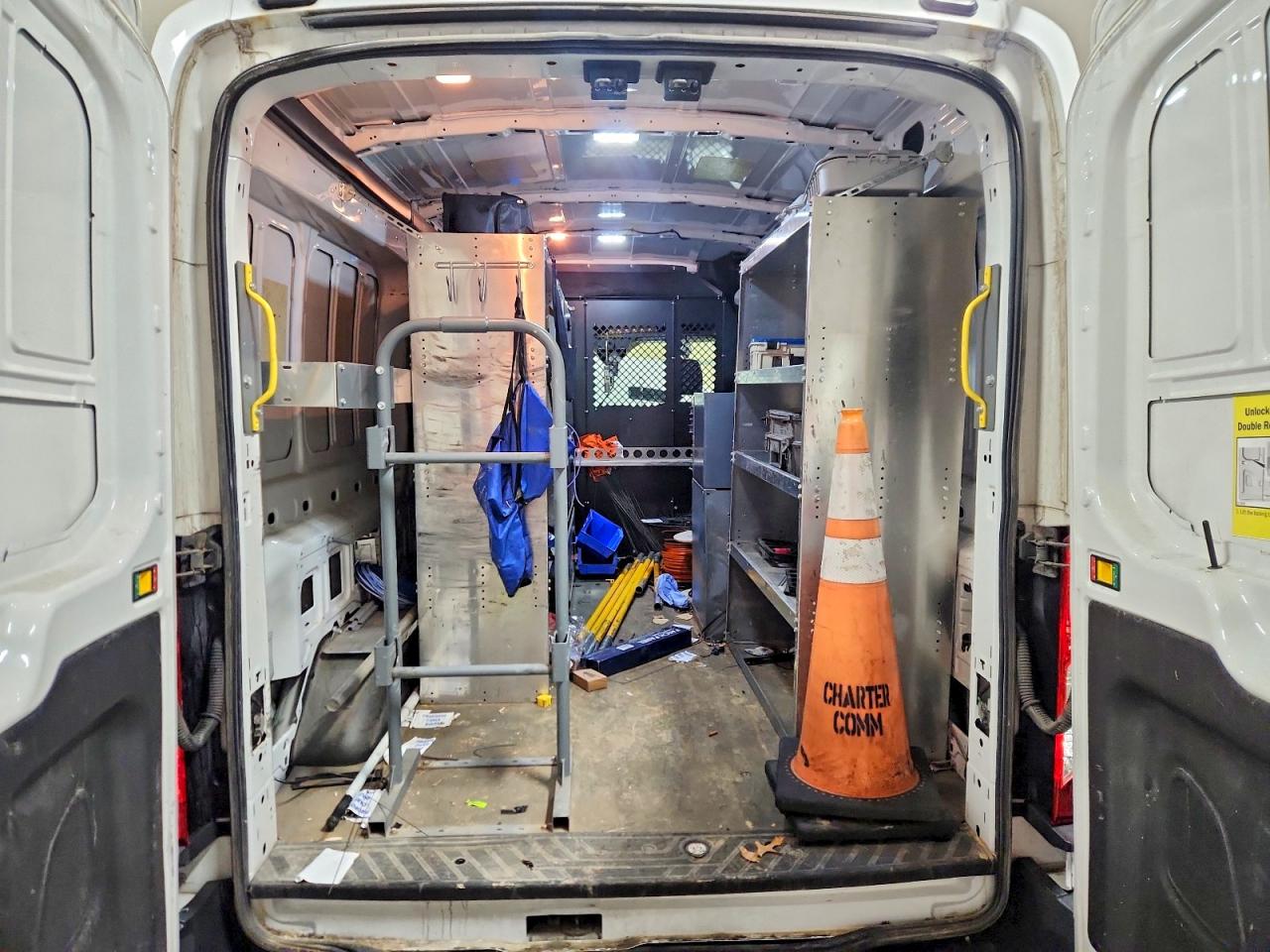 Ford Transit T-150