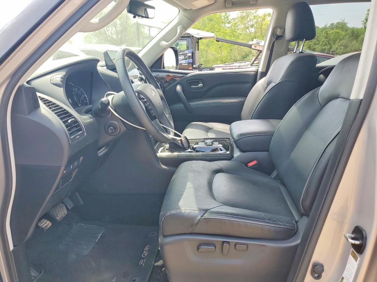 INFINITI Qx Luxe
