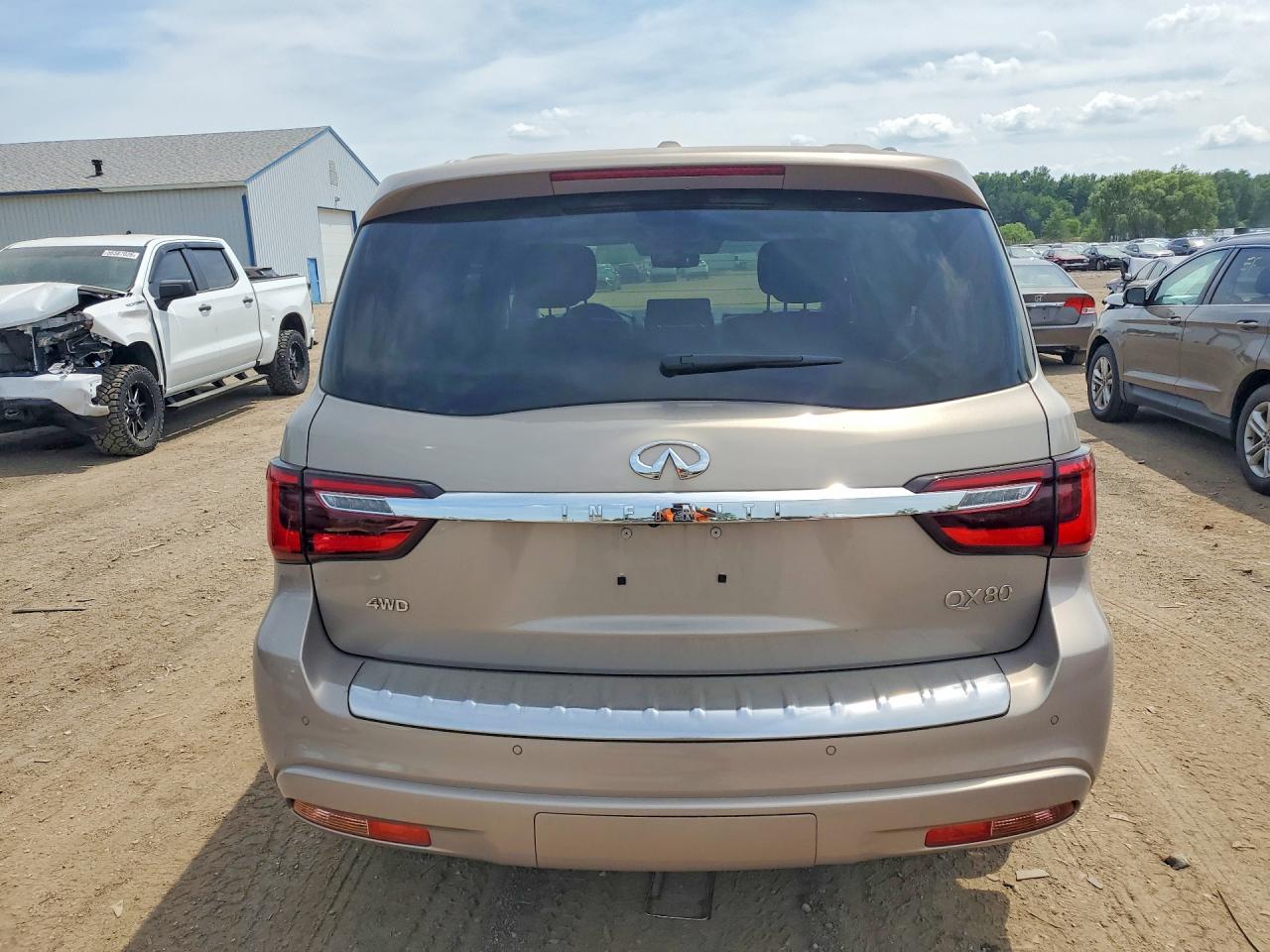 INFINITI Qx Luxe