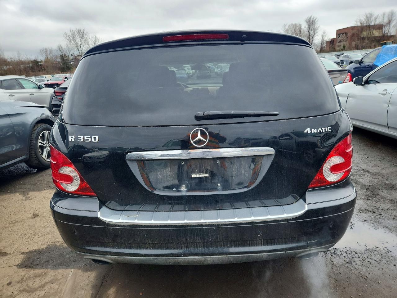 Mercedes-Benz R-Class 350