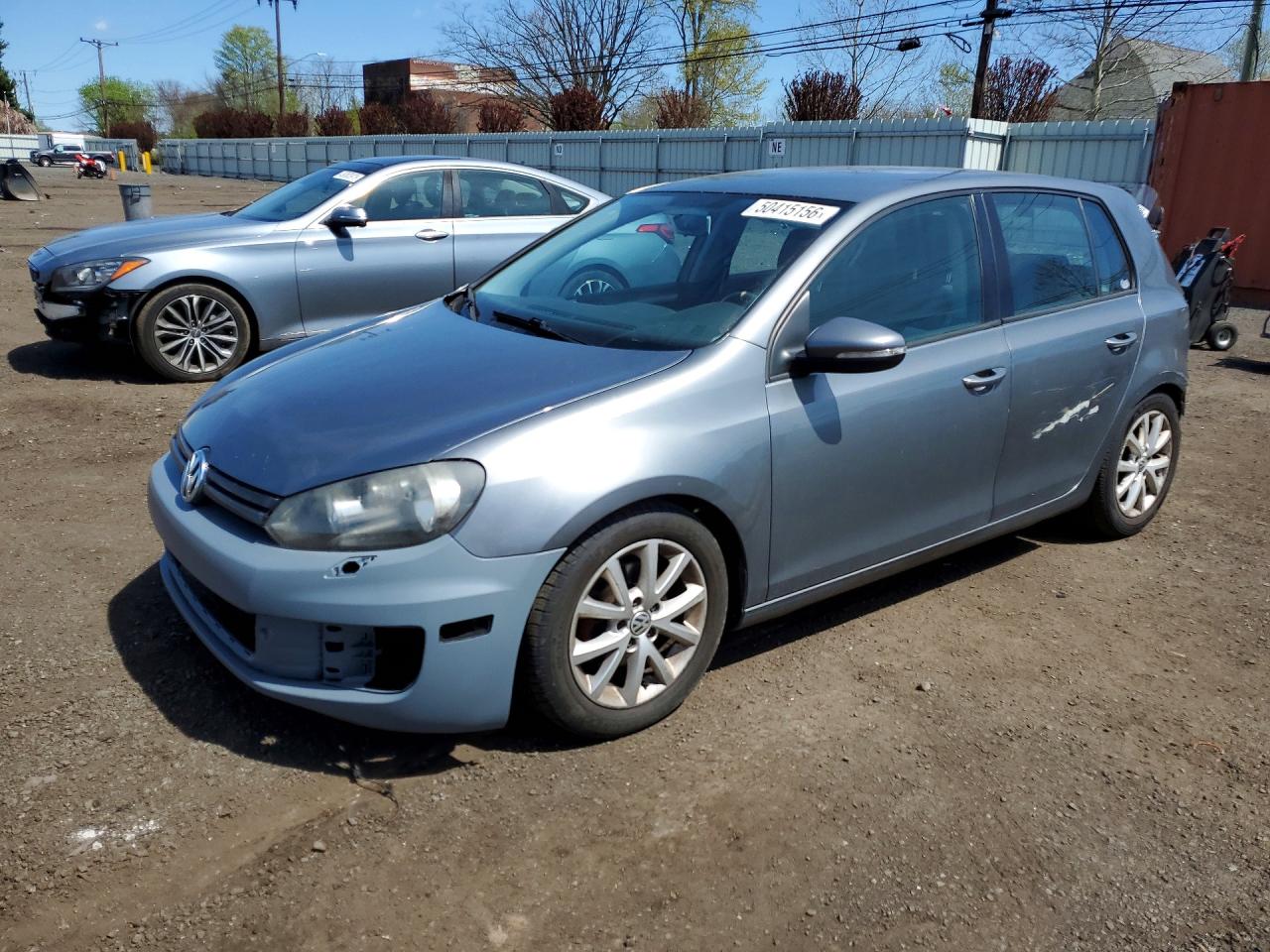 Salvage Volkswagen Golf Image