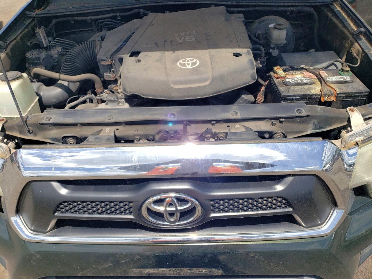 Toyota Tacoma V6