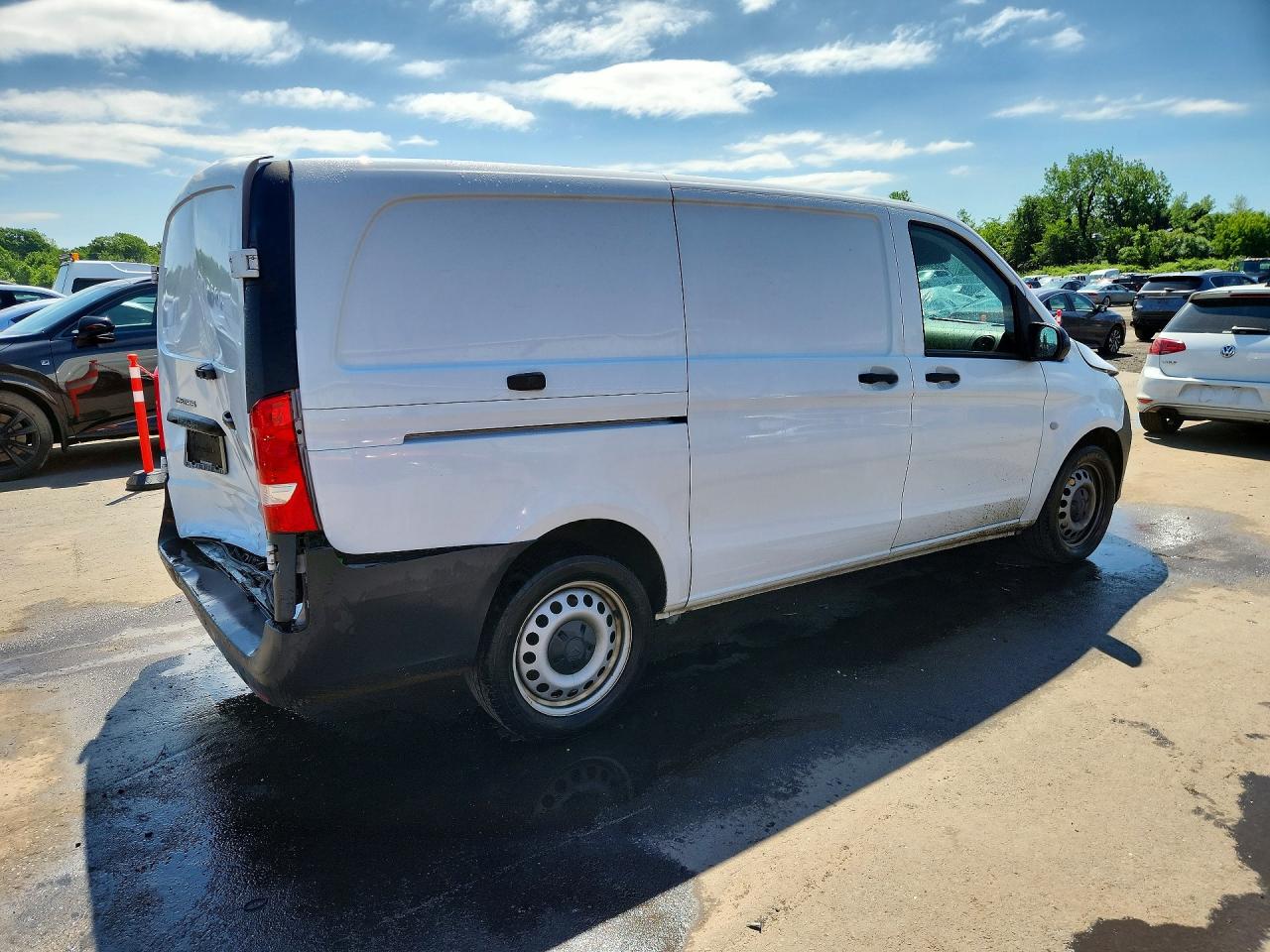 Mercedes-Benz Metris