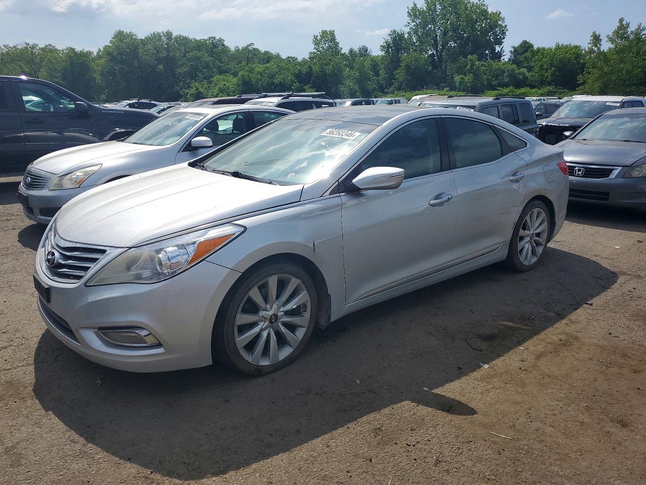 Salvage Hyundai Azera Image