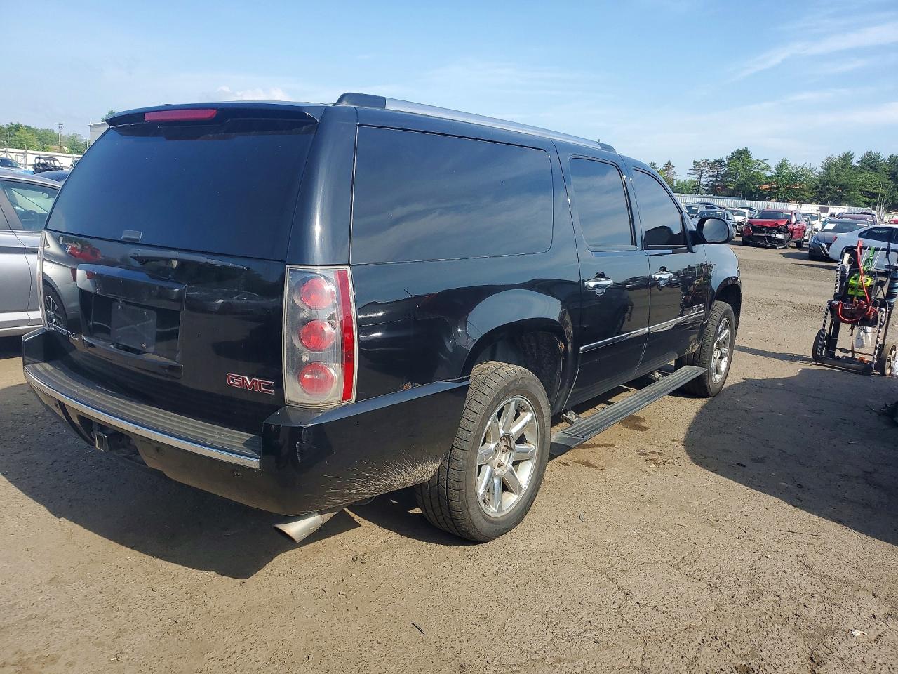 GMC Yukon Denali