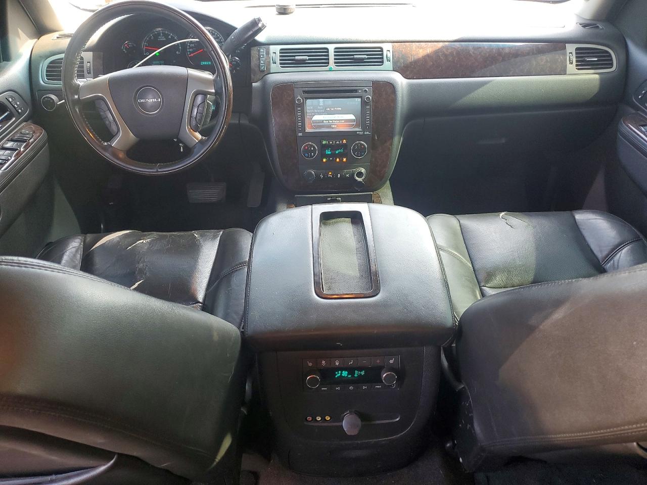 GMC Yukon Denali