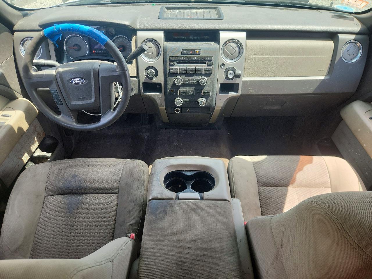 Ford F-150 Super Cab