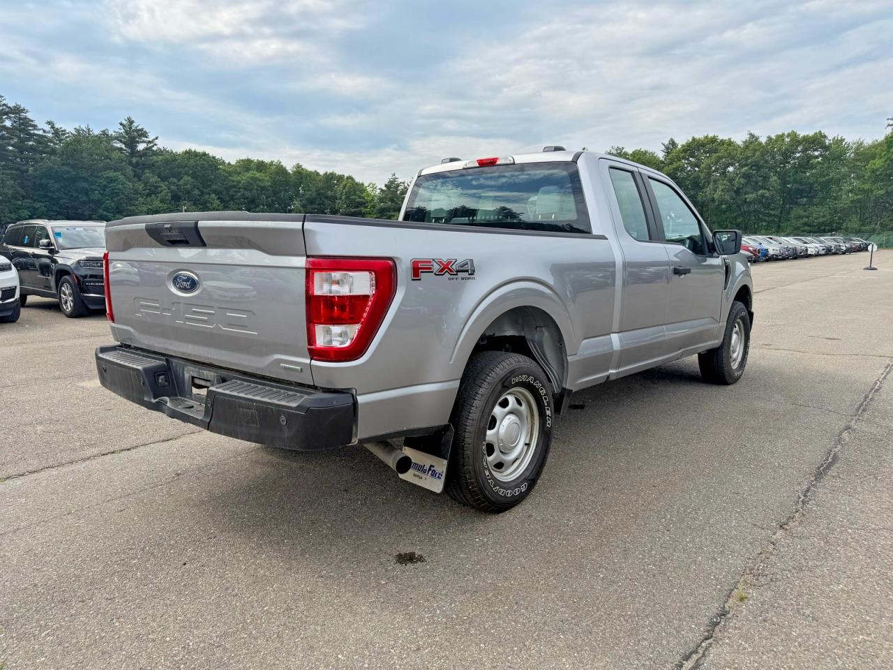 Ford F-150 Super Cab