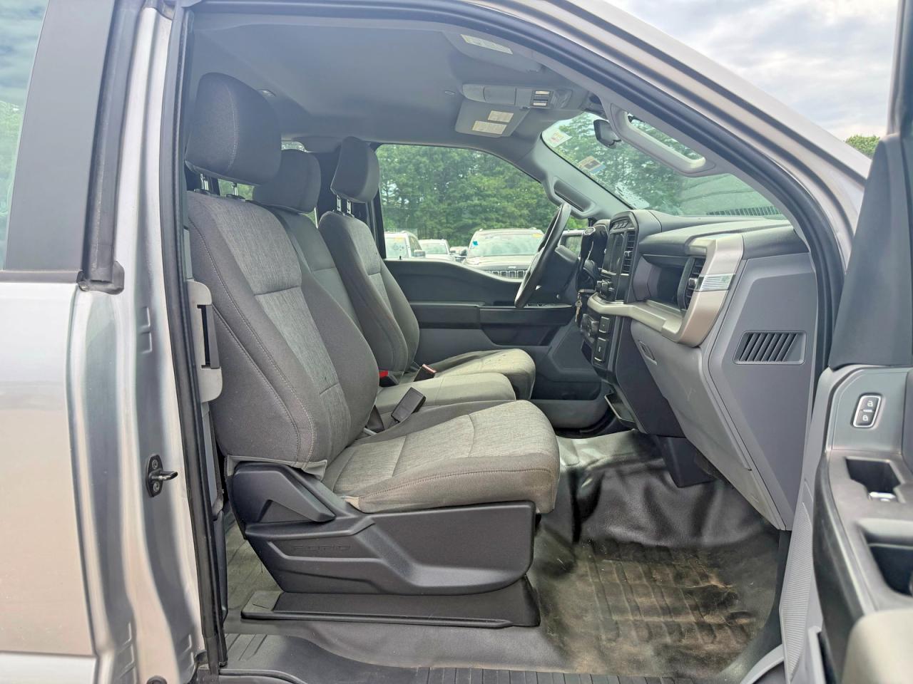 Ford F-150 Super Cab