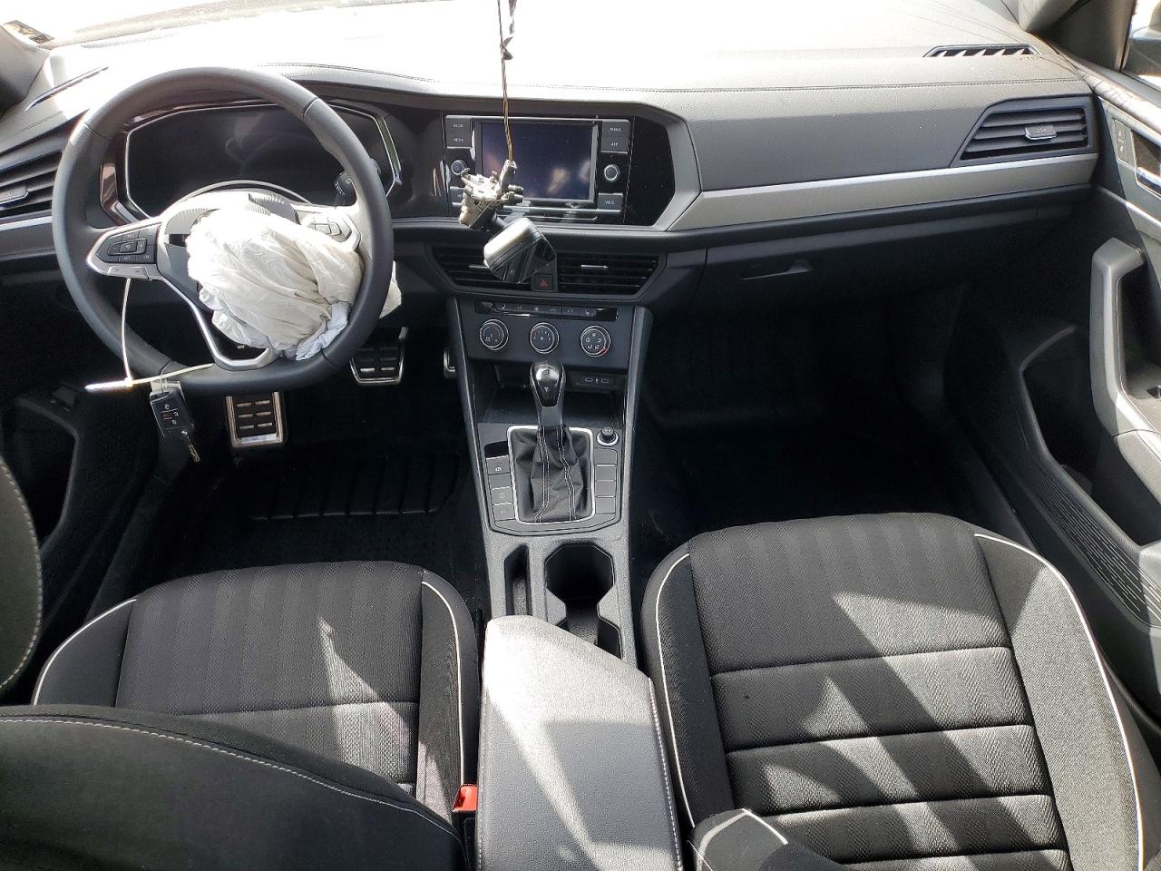 Volkswagen Jetta Sport