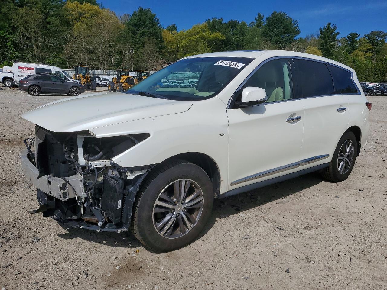 Salvage INFINITI Qx Image