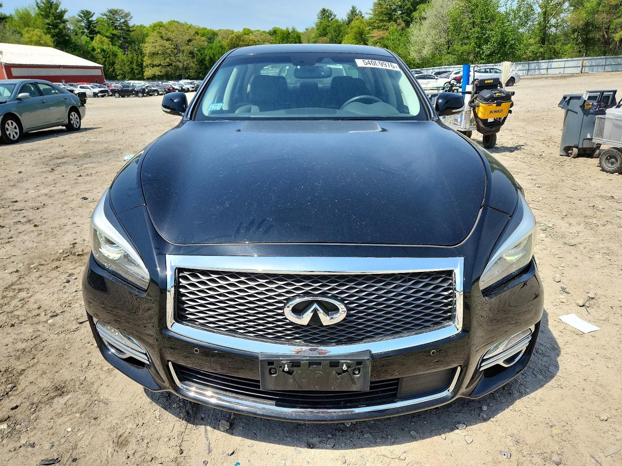 INFINITI Q70 3.7 Luxe