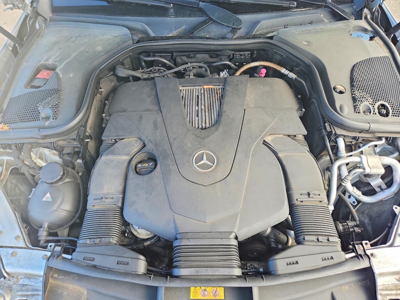 Mercedes-Benz E-Class 400 4matic