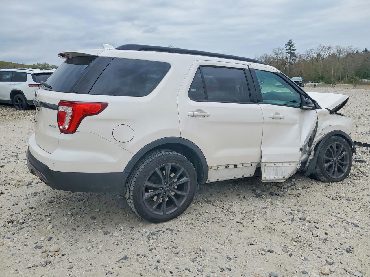 Ford Explorer Xlt