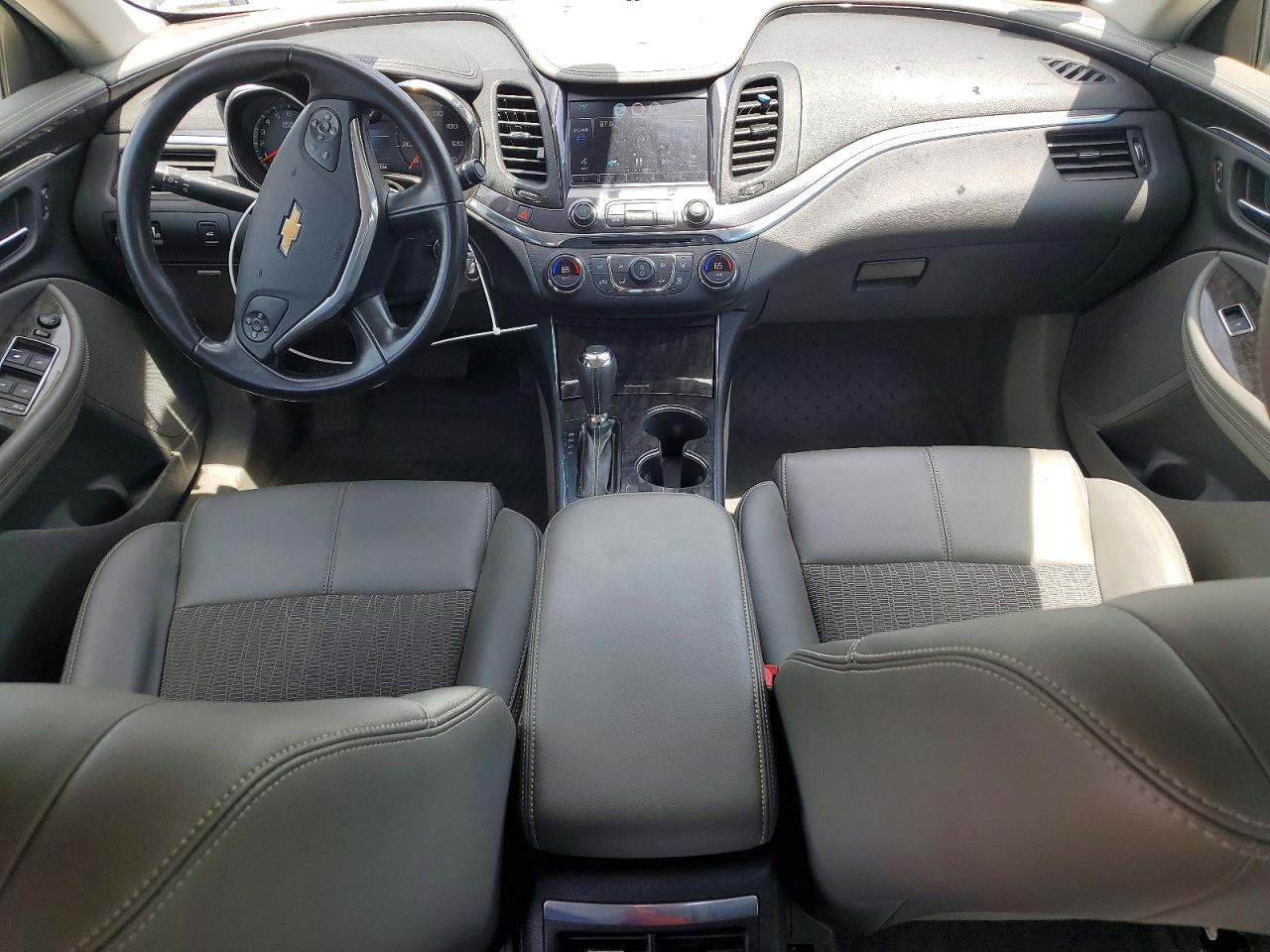 Chevrolet Impala Lt