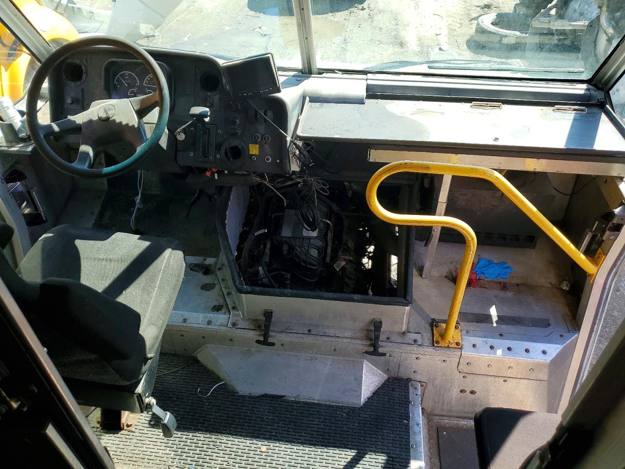 Freightliner Chassis M Line Walk-in Van