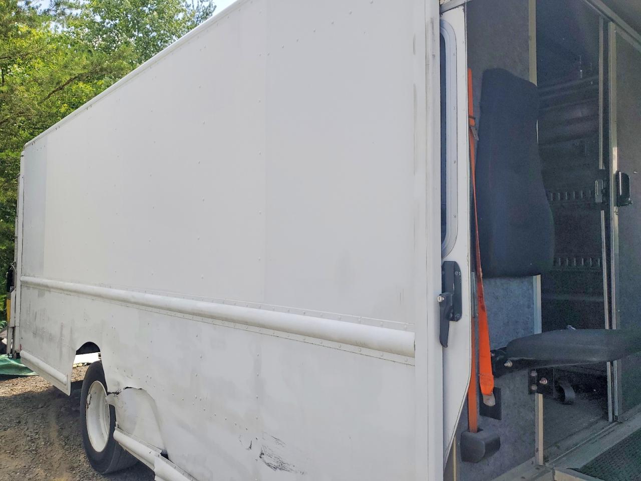 Freightliner Chassis M Line Walk-in Van