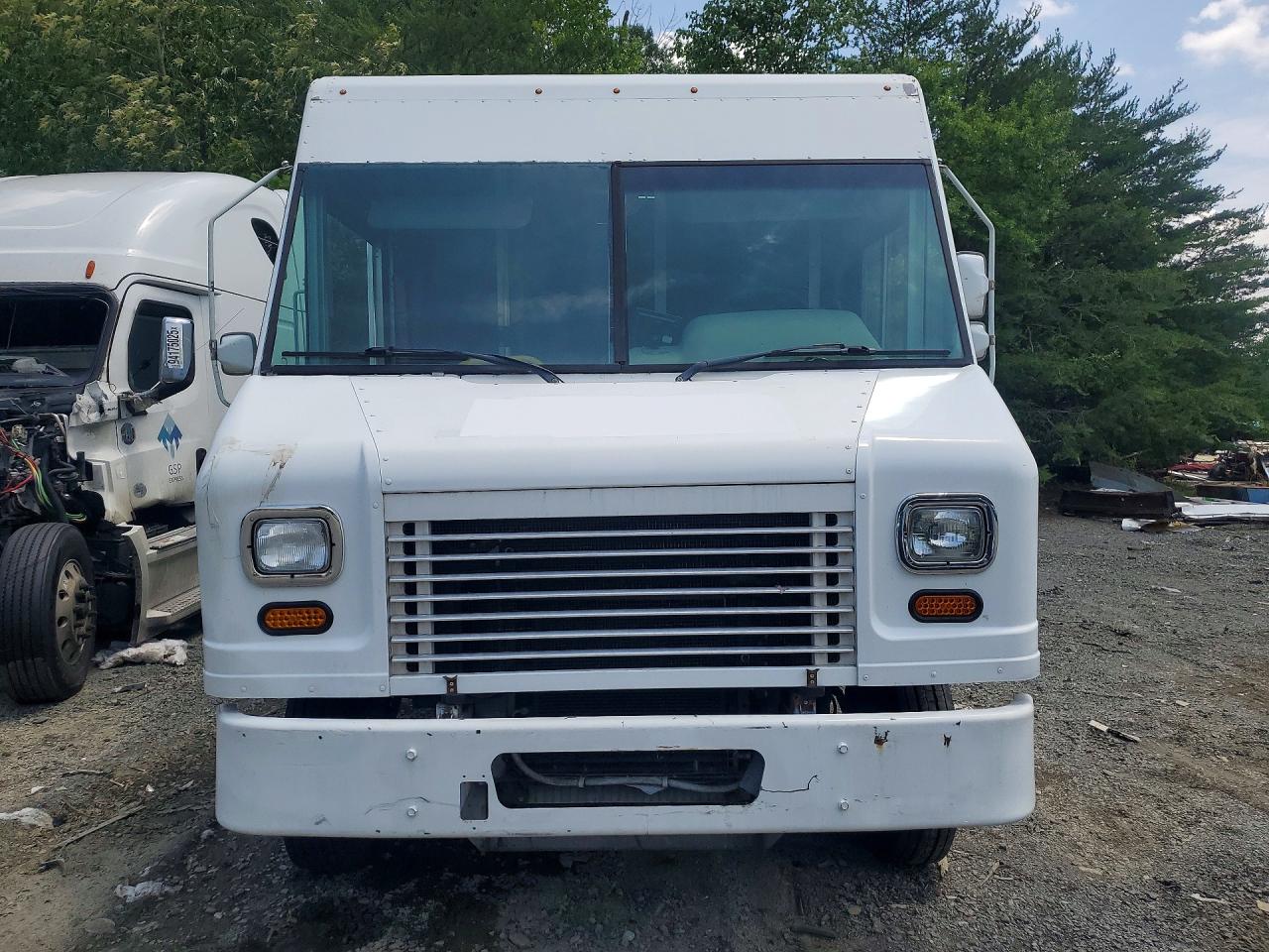 Freightliner Chassis M Line Walk-in Van