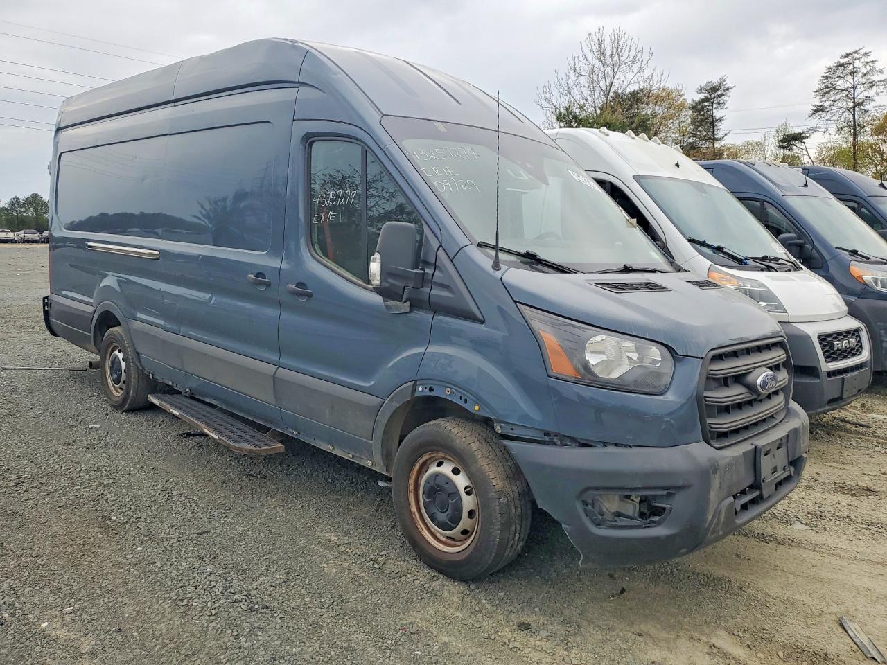 Ford Transit T-250
