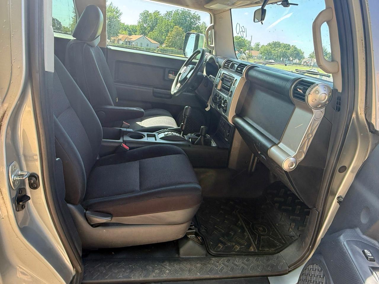 Toyota FJ Cruiser Base