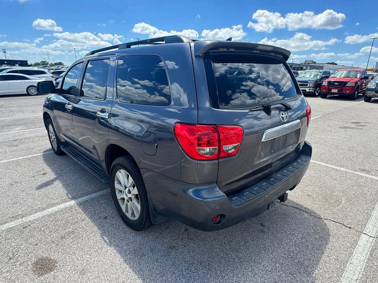 Toyota Sequoia Platinum