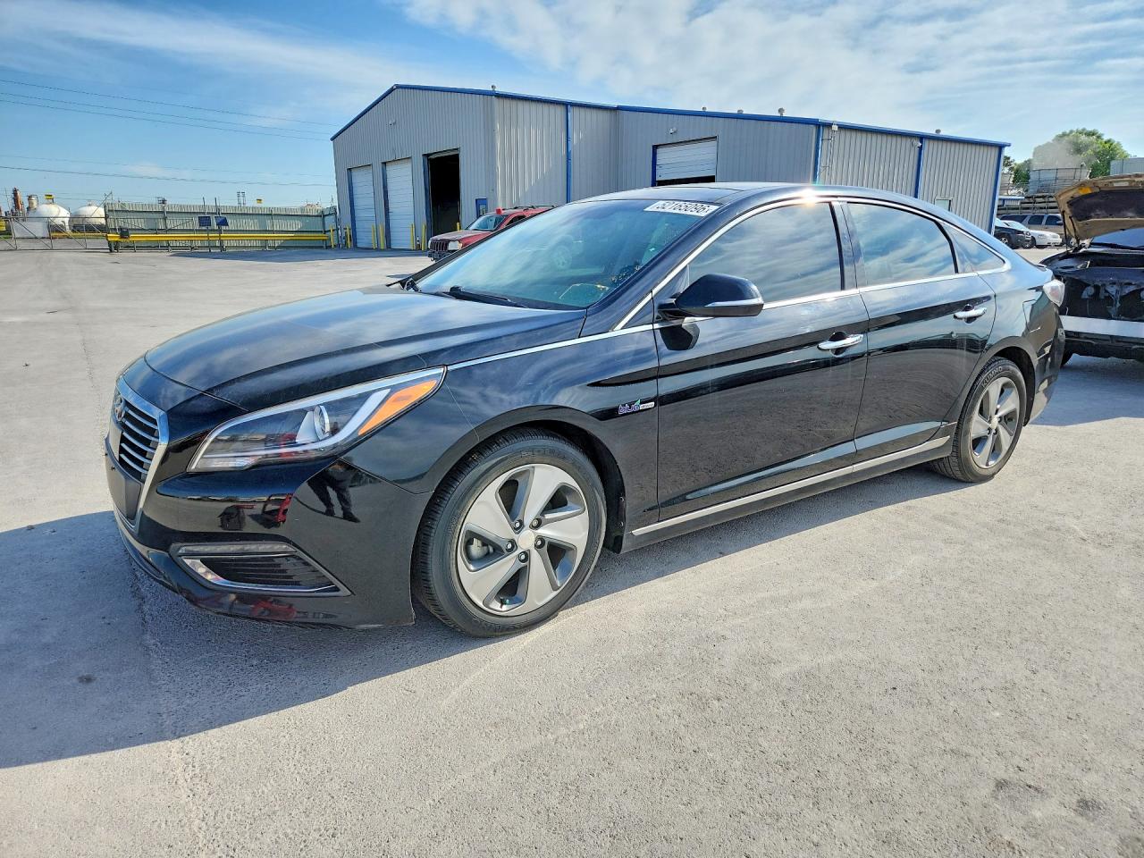 Salvage Hyundai SONATA Image